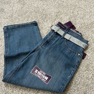womens Gabby jeans capri blue belted